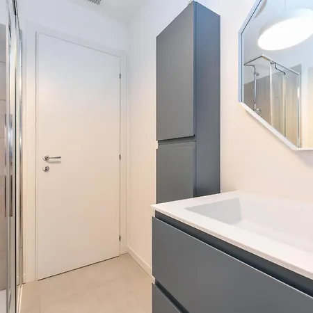 Katya Superior - Mgh Apartment Desenzano del Garda